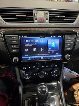 Autorádio škoda Superb 3 - 5