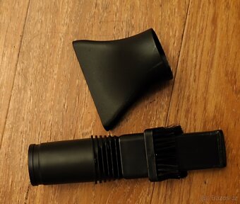 Vysavač Hyundai VC800 2v1 - 5