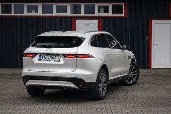 Jaguar F-Pace P400e Plug-in Hybrid - 5