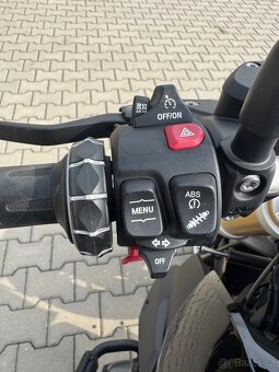 BMW R1250R - 5