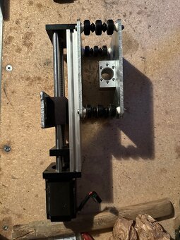 Nová 3-osá CNC frezka - router - 5