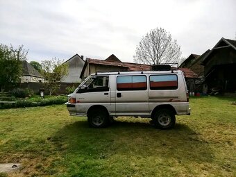 Mitsubishi L300 2.5L Benzin 4x4 - 5