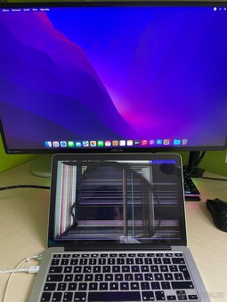 MacBook Pro 13” – plně funkční, vadný displej a baterie - 5