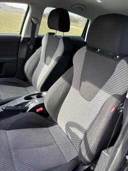Seat Leon , facelift , 1.2 tsi 77kw rok 2011 - 5