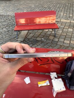 iPhone 15 Pro Max 256 GB – zablokovaný iCloud, na díly - 5