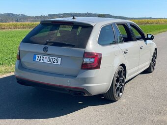 ŠKODA OCTAVIA RS 245 - 5