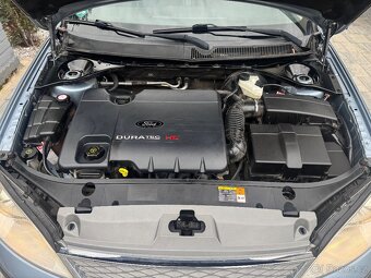 Ford Mondeo 1.8 - 5