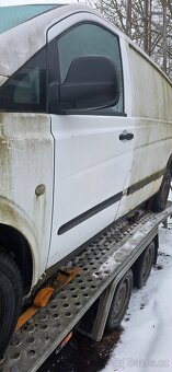 Mercedes-Benz Vito W639: bedna - 5