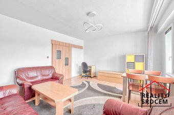 Pronájem zařízeného bytu 3+1 s lodžií, 77 m2, ul. U Kapličky - 5