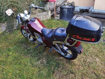 Hyosung GA 125 Cruise - 5