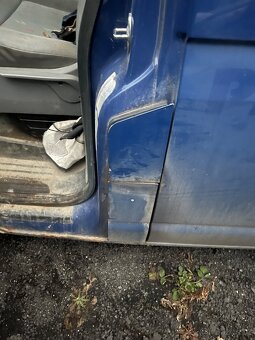 VW Transporter T5 1.9 BRR 62KW 2007 díly z vozu - 5