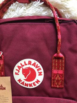 Batohy Fjällräven Kanken vínový s ozdobný prvky - 5