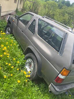 Nissan Terrano - 5