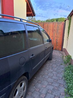 Seat Alhambra 1.9 tdi- na díly/opravu - 5