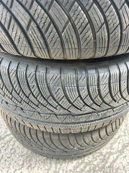 Pneu Michelin 245/50R18 XL - 5
