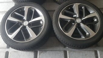 HYUNDAI KONA -235/45 R18/ORIGINÁL - 5
