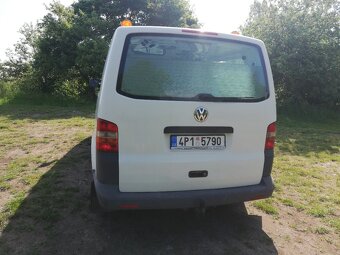 VW Transporter T5 Long (sanitka) - 5