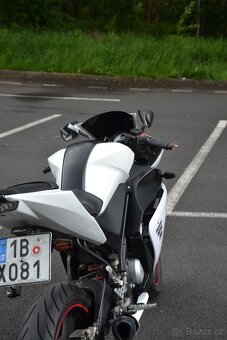 Yamaha yzf r-125 - 5