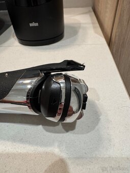 Holící strojek Braun serie 9 - 5