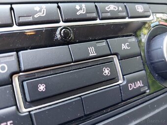 Volkswagen Touran III 2.0 Tdi 103 KW 8/2011 HIGHLINE ALCANTR - 5