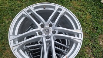 Mercedes - [6.7. 2025] ALU disky 4 ks 5x112.8,5 x ET 35.Pouz - 5