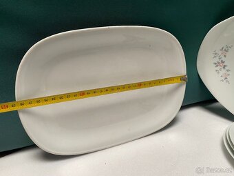Sada porcelánových táců / podnosů – 5 ks, různé tvary a veli - 5