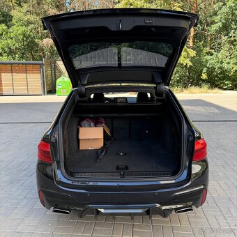 BMW 540i XDRIVE M-PACKET,TOP,KRÁSNÁ VÝBAVA - 5