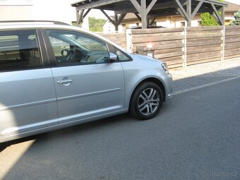 vw Touran 1,4 tsi, jen 113tkm, 7 mist - 5