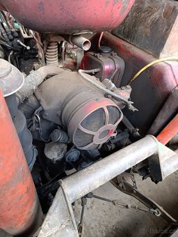 Prodám traktor, nosič nářadí RS - 5