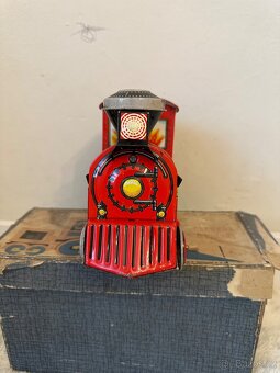 Maďarská plechová lokomotiva, stará hračka - 5