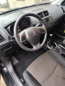 Mitsubishi ASX - 5