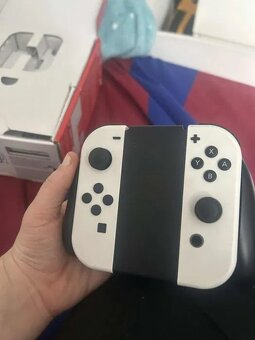 Nintendo Switch OLED - 5