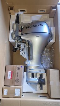 SLEVA - POSLEDNÍ LODNÍ MOTOR HONDA BF 20 - ZÁRUKA 5 LET - 5