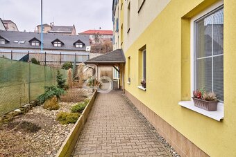 Prodej bytu o dispozici 2+1 s využitím společné zahrady a pa - 5
