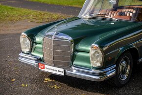 Mercedes Benz w111 250 SE - 5