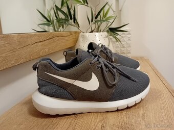 Nike dámské sportovní tenisky vel. 38 - 5