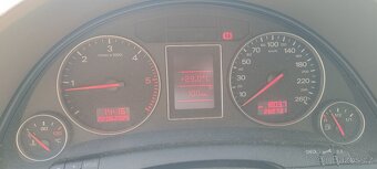 Audi A4 b6 avant quattro , 2,5tdi 132kw, r.v.2002 - 5