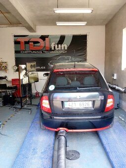 PRODÁM ŠKODA FABIA I 1,9TDI RS 230 KONÍ VELMI DOBRÝ STAV - 5