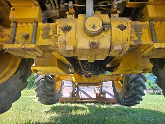 Komatsu  WB97S Závada Pojezdu+1x Bagr na díly v ceně - 5