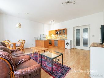 Pronájem bytu 3+kk, Roháčova, Žižkov, 28200 Kč/měs, 76 m2 - 5