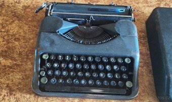 Prodám švýcarský starožitní psací stroj Hermes Baby - 5