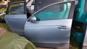 vw passat B6 kapota LB5M OK, dveře LB5M modrostř. - 5