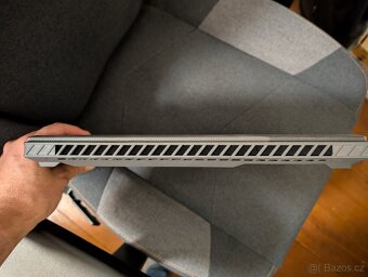 Herní notebook ASUS ROG Strix G16 [i7-13650HX / RTX 4080] - 5