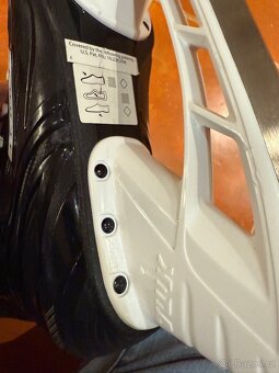 Brusle Bauer supreme pro vel. 8 - 5