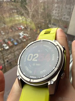 Garmin Fenix 8 51mm Solar Sapphire Titanium Amp Yellow/Graph - 5