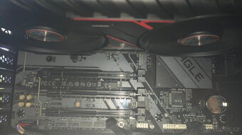 SAPPHIRE PULSE AMD Radeon RX 9060 XT GAMING OC 16G - 5