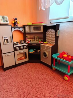 Dětská kuchyňka KidKraft s příslušenstvím - 5