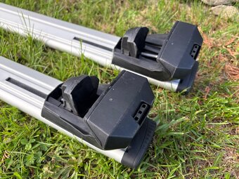 Střešní nosiče příčníky Thule Wingbar - 5