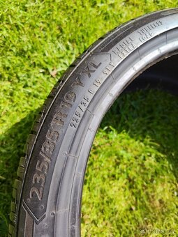 1 kus letní pneumatiky Barum 235/35/19 6mm - 5