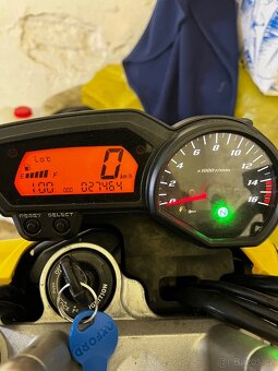 Yamaha fazer 600 - 5